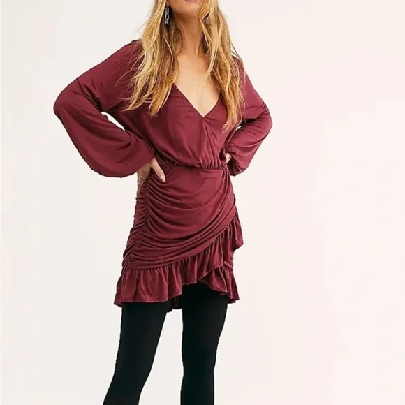 NWT Free people beach Miami mini dress in Bordeaux Sz M. - Picture 2 of 4